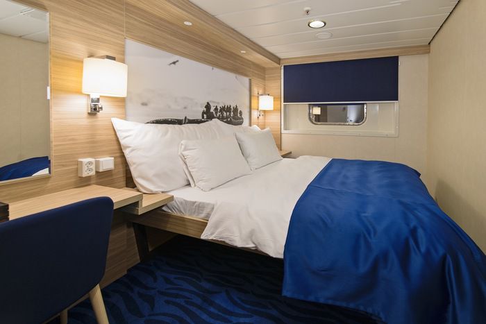 Arctic Superior | Double on promenade deck with window